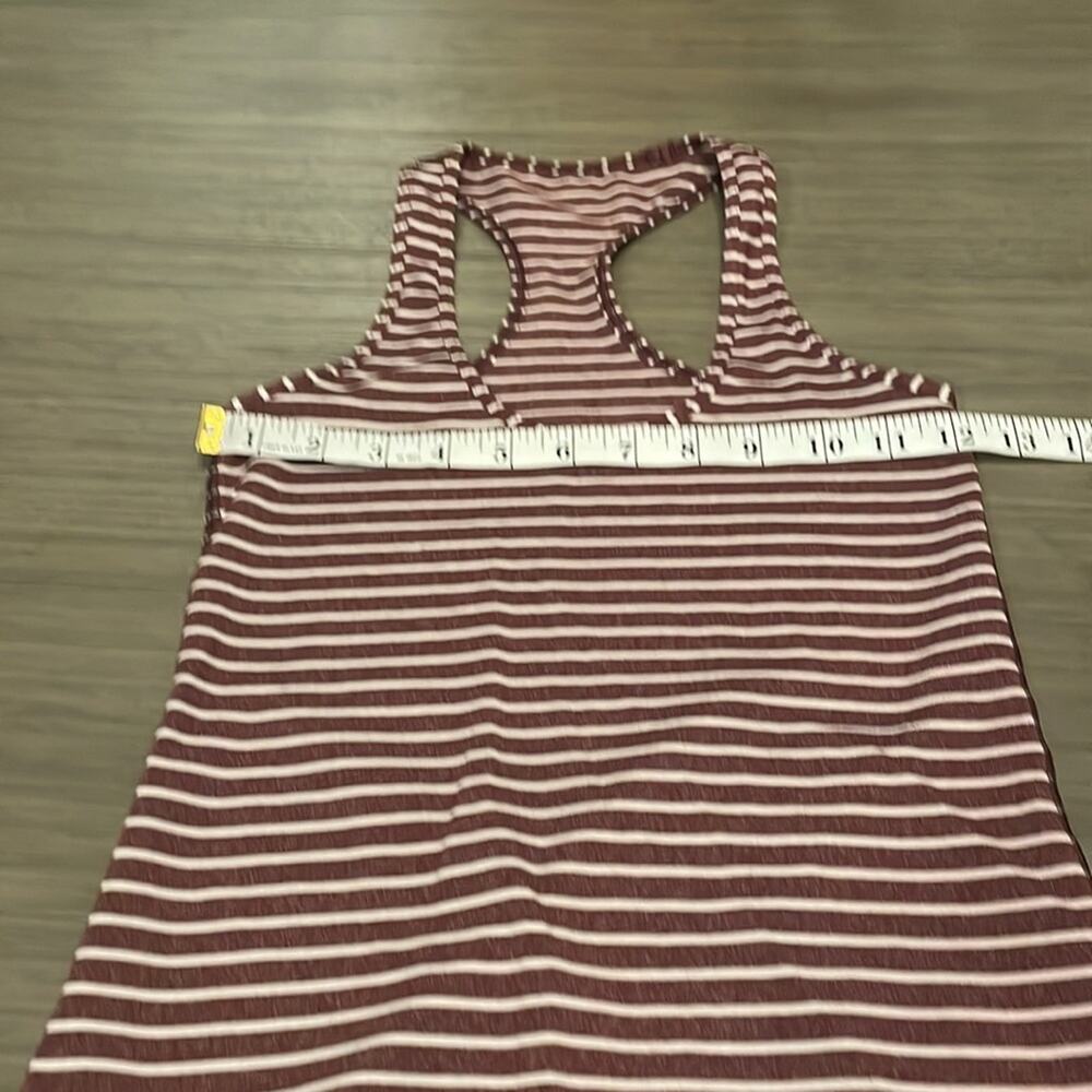 Lululemon Cool Racerback West2east Stripe Heathered Bordeaux Drama Tank Top Sz 2 - Picture 8 of 9